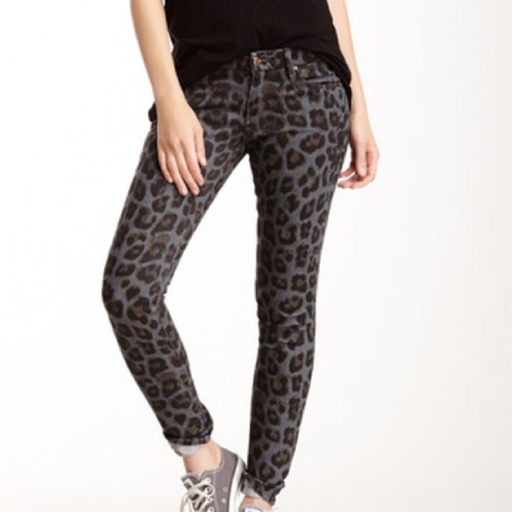 NWT MOTHER the looker “paw” size 28